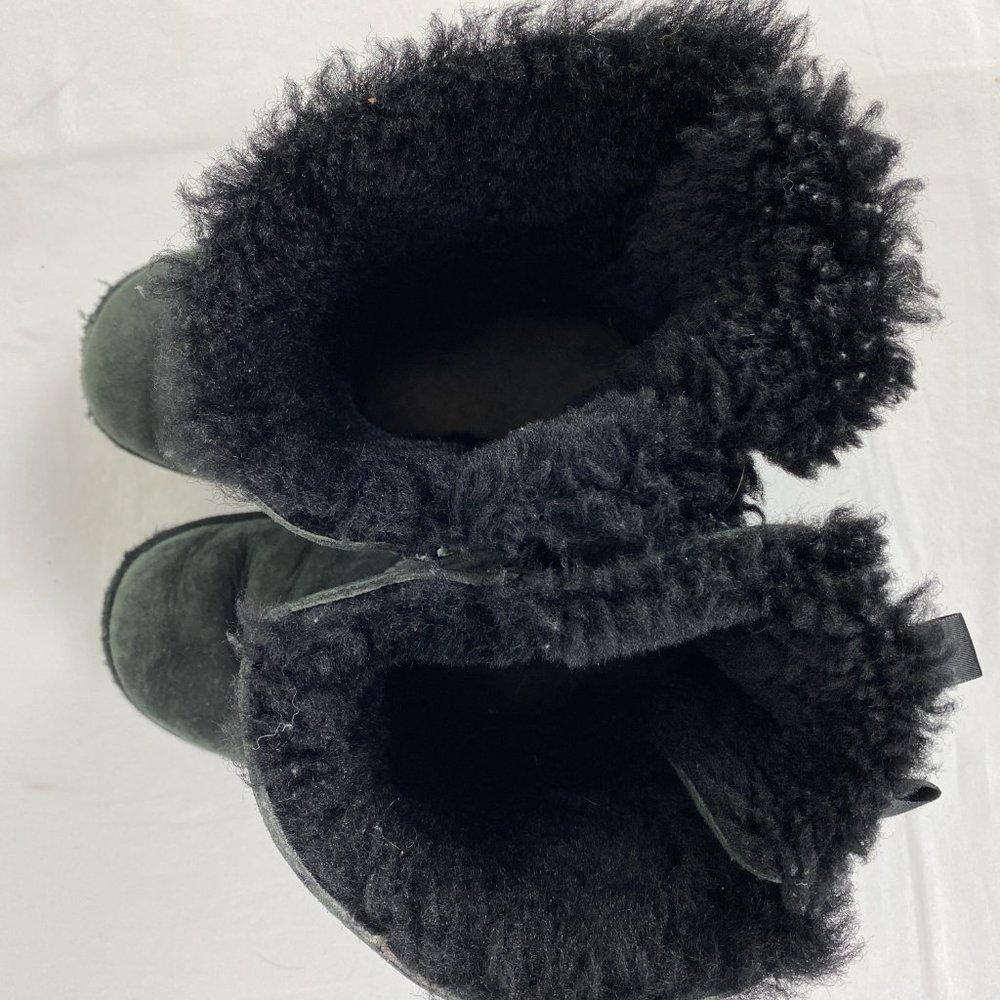 UGG Bailey II Black Bow Short Boot Slippers - Picture 10 of 11